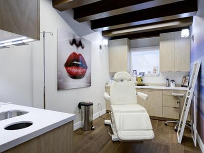 249 Peruvian Avenue, Palm Beach, FL 33480