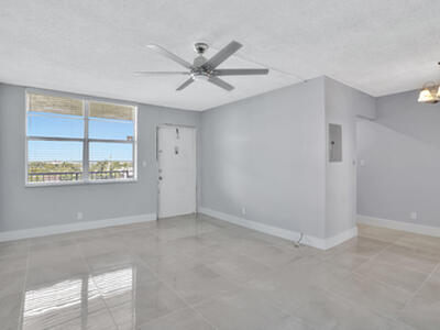 2400 NE 10th Street, Pompano Beach, FL 33062