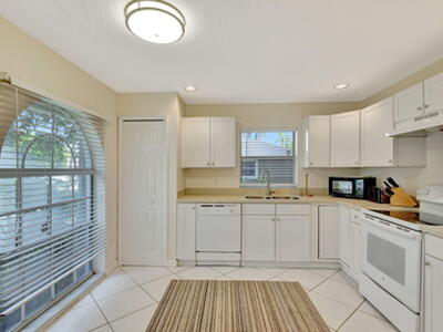 13796 Yarmouth Drive, Wellington, FL 33414