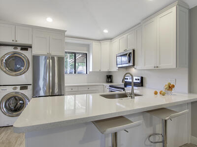 909 Club Drive, Palm Beach Gardens, FL 33418