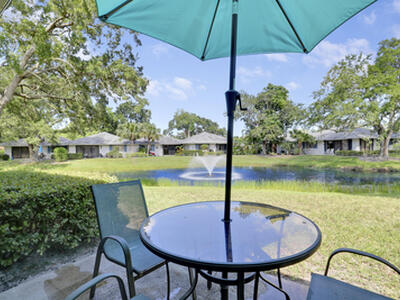 909 Club Drive, Palm Beach Gardens, FL 33418