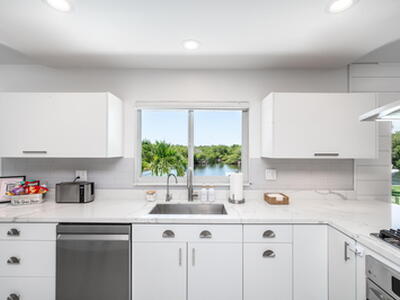 5 Inlet Cay Drive, Ocean Ridge, FL 33435