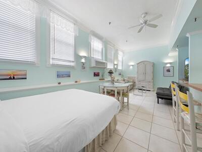 235 Sunrise Avenue, Palm Beach, FL 33480