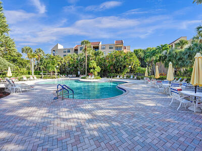 955 Dotterel Road, Delray Beach, FL 33444