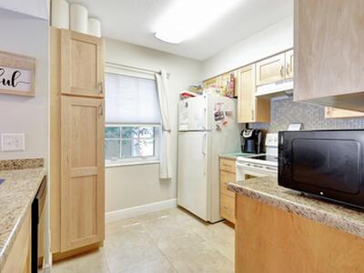 1050 Lake Shore Drive, Lake Park, FL 33403