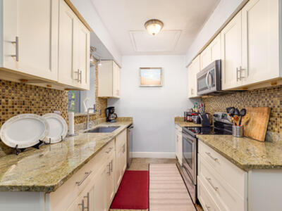 145 SE 3rd Avenue, Boynton Beach, FL 33435