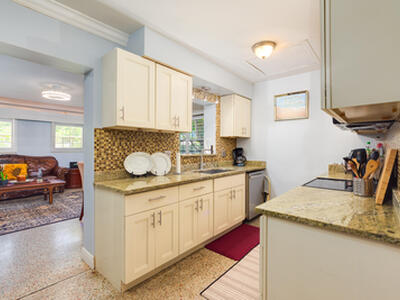 145 SE 3rd Avenue, Boynton Beach, FL 33435