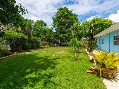 145 SE 3rd Avenue, Boynton Beach, FL 33435