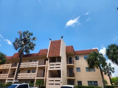 14721 Bonaire Boulevard, Delray Beach, FL 33446