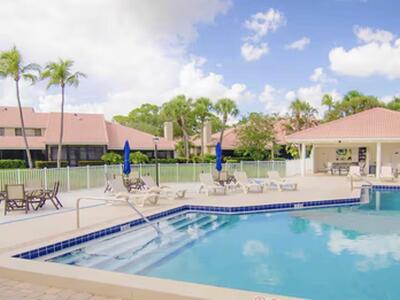 265 Old Meadow Way, Palm Beach Gardens, FL 33418