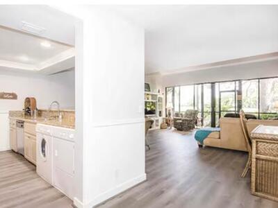 265 Old Meadow Way, Palm Beach Gardens, FL 33418