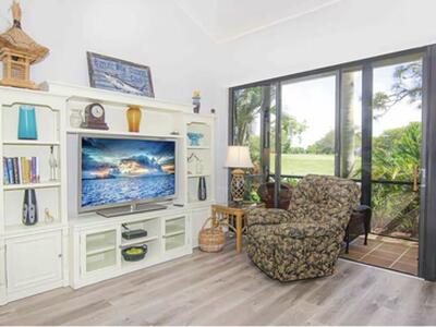 265 Old Meadow Way, Palm Beach Gardens, FL 33418