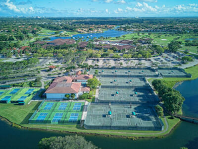 293 Old Meadow Way N, Palm Beach Gardens, FL 33418