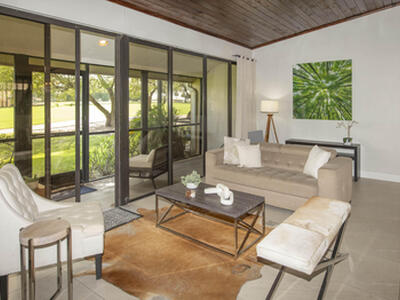 293 Old Meadow Way N, Palm Beach Gardens, FL 33418