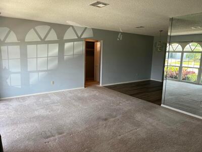 1333 SE San Sovina Terrace, Port Saint Lucie, FL 34952