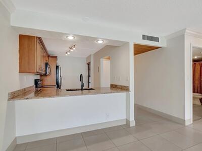 6 Royal Palm Way, Boca Raton, FL 33432