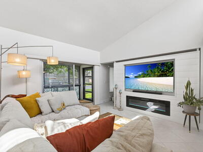 2532 Boundbrook Drive S, West Palm Beach, FL 33406