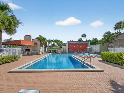 2532 Boundbrook Drive S, West Palm Beach, FL 33406