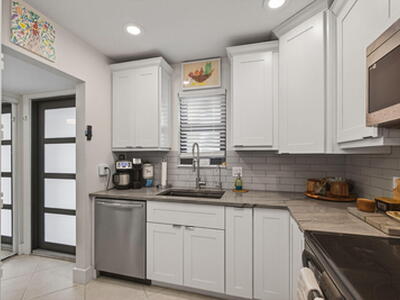 2532 Boundbrook Drive S, West Palm Beach, FL 33406