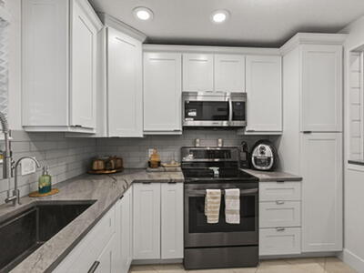 2532 Boundbrook Drive S, West Palm Beach, FL 33406