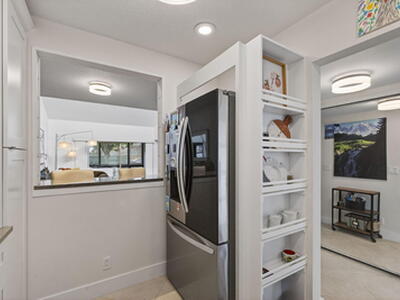 2532 Boundbrook Drive S, West Palm Beach, FL 33406