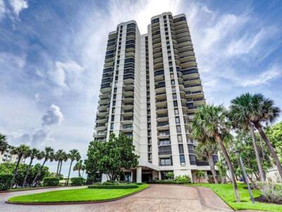 5380 N Ocean Drive, Singer Island, FL 33404