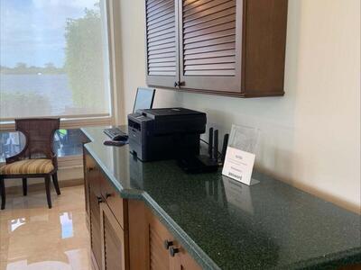 2840 S Ocean Boulevard, Palm Beach, FL 33480