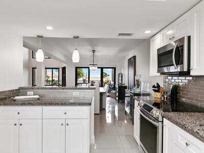 665 SE 21st Avenue, Deerfield Beach, FL 33441