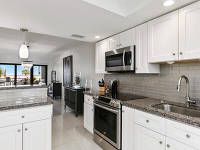 665 SE 21st Avenue, Deerfield Beach, FL 33441