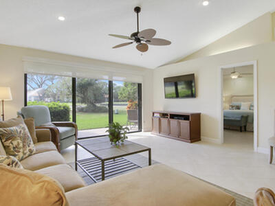 820 Club Drive, Palm Beach Gardens, FL 33418