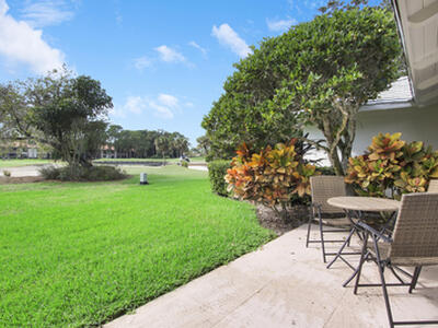 820 Club Drive, Palm Beach Gardens, FL 33418