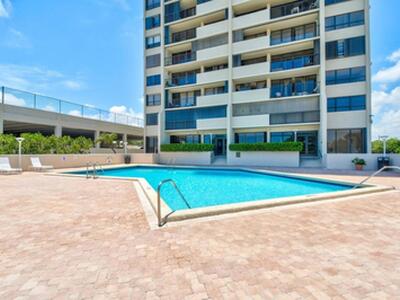 5600 N Flagler 707 Drive