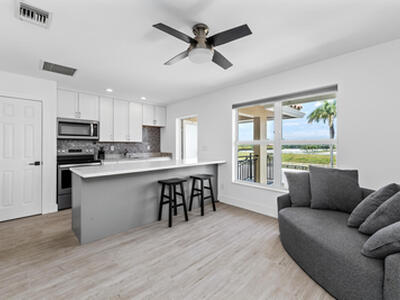 15411 Palma Ln, Wellington, FL 33414