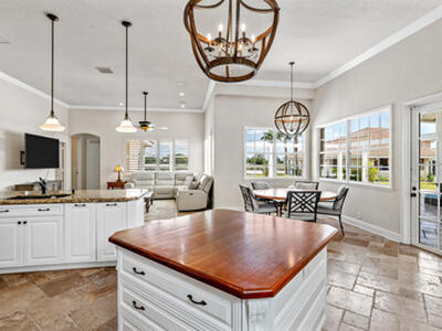 15411 Palma Ln, Wellington, FL 33414