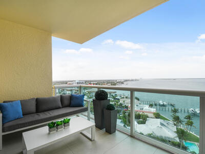 2650 Lake Shore Drive, Riviera Beach, FL 33404