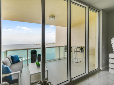 2650 Lake Shore Drive, Riviera Beach, FL 33404