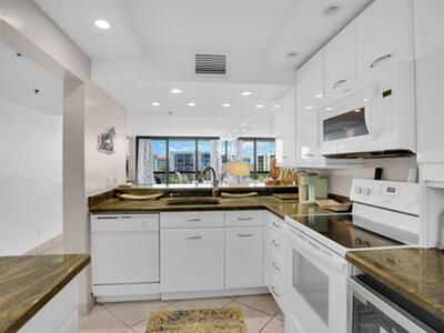 2687 N Ocean Boulevard, Boca Raton, FL 33431