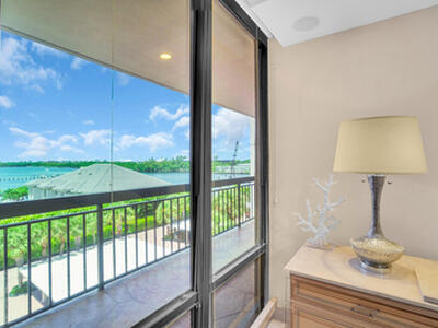 2687 N Ocean Boulevard, Boca Raton, FL 33431