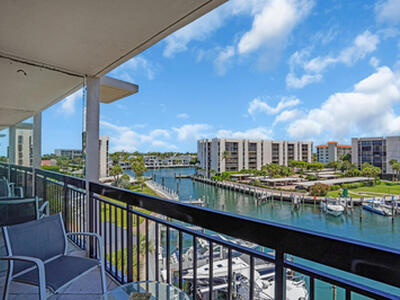 2687 N Ocean Boulevard, Boca Raton, FL 33431