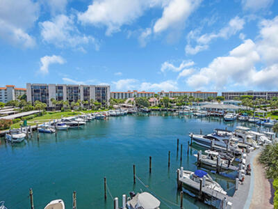 2687 N Ocean Boulevard, Boca Raton, FL 33431