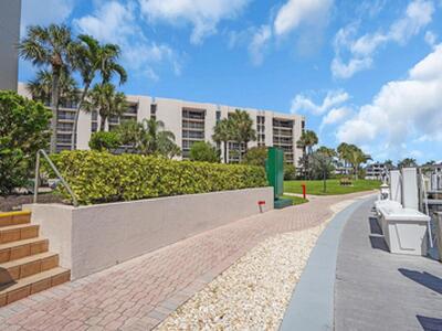 2687 N Ocean Boulevard, Boca Raton, FL 33431