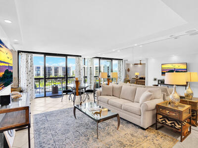 2687 N Ocean Boulevard, Boca Raton, FL 33431