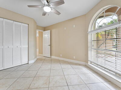 4868 Kensington Circle, Coral Springs, FL 33076