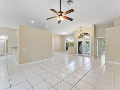 4868 Kensington Circle, Coral Springs, FL 33076