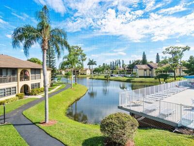 342 Pine Ridge Circle, Greenacres, FL 33463