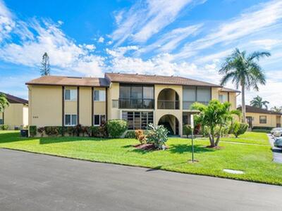 342 Pine Ridge Circle, Greenacres, FL 33463