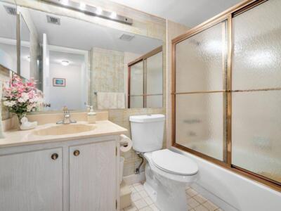 342 Pine Ridge Circle, Greenacres, FL 33463