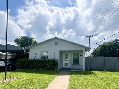 222 SE 3rd Street, Boynton Beach, FL 33435