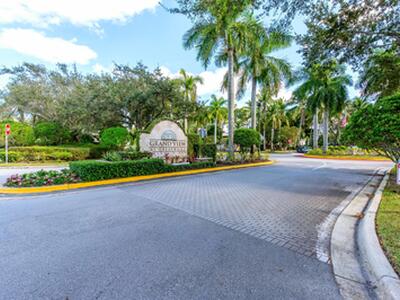 1100 Crestwood Court S, Royal Palm Beach, FL 33411