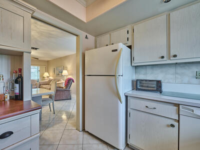 2804 Crosley Drive E, West Palm Beach, FL 33415